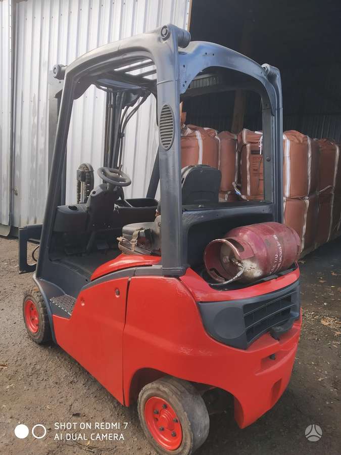 Linde H16, forklifts