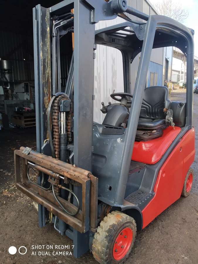 Linde H16, forklifts
