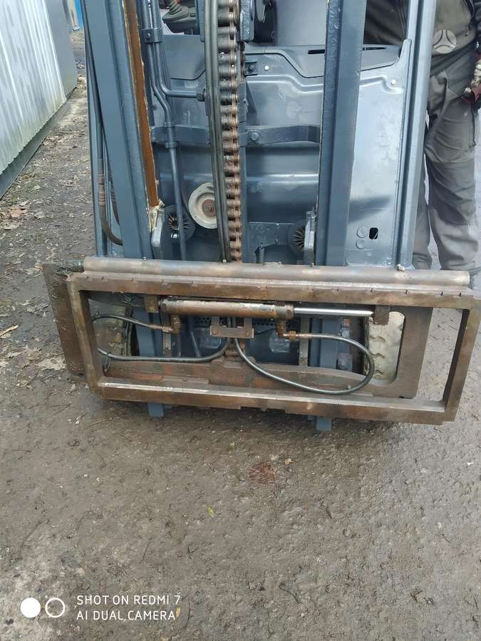 Linde H16, forklifts