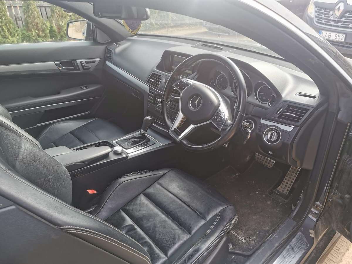 Mercedes-Benz E250