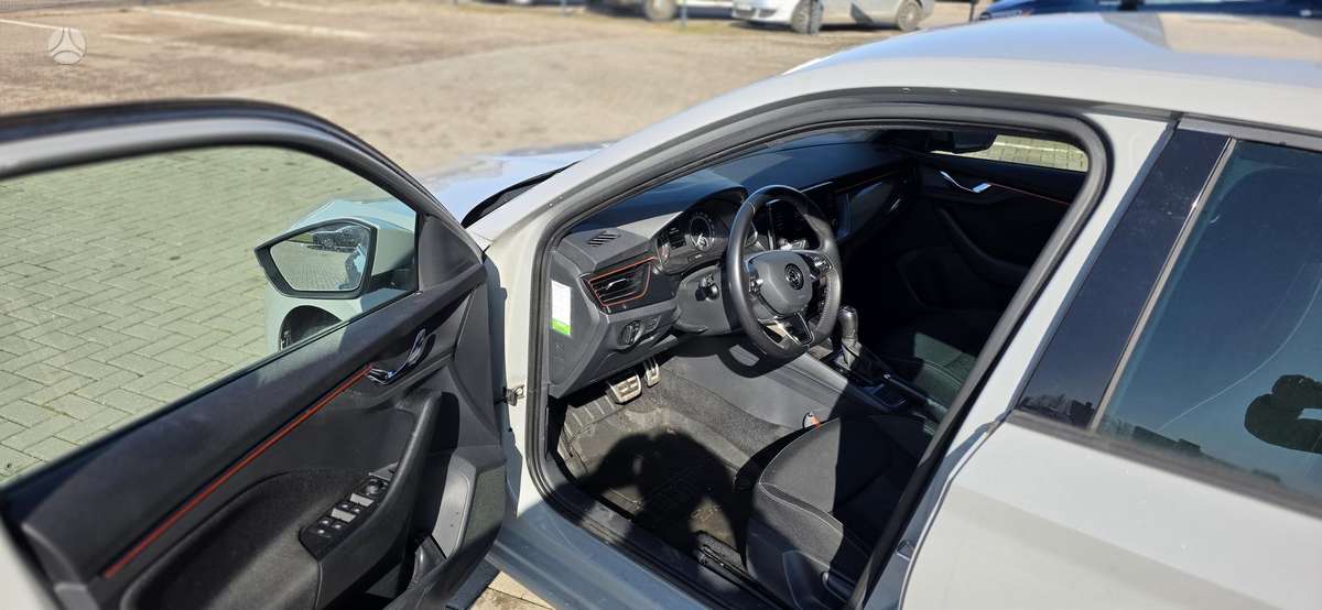 Skoda Scala, 1.0 l., hatchback