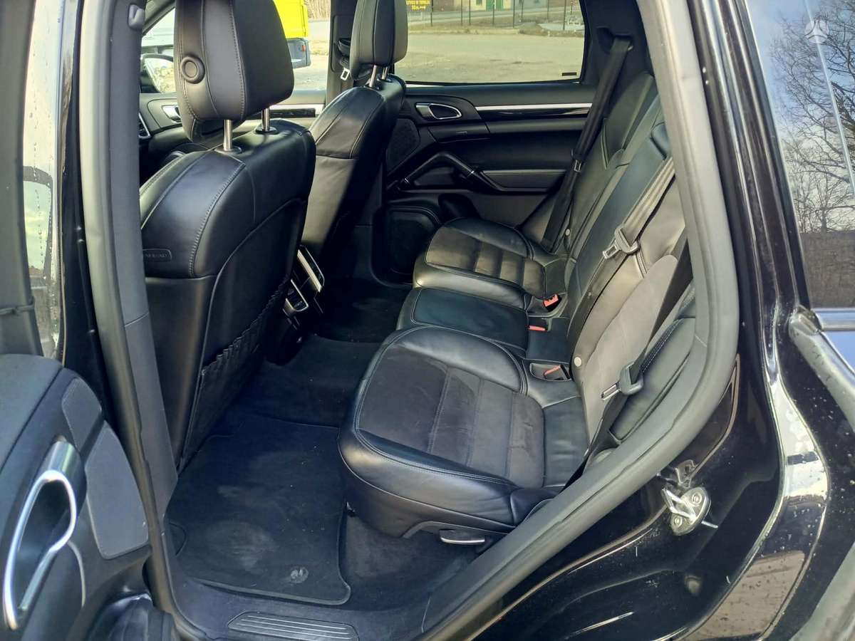 Porsche Cayenne, 3.6 l., off-road / crossover