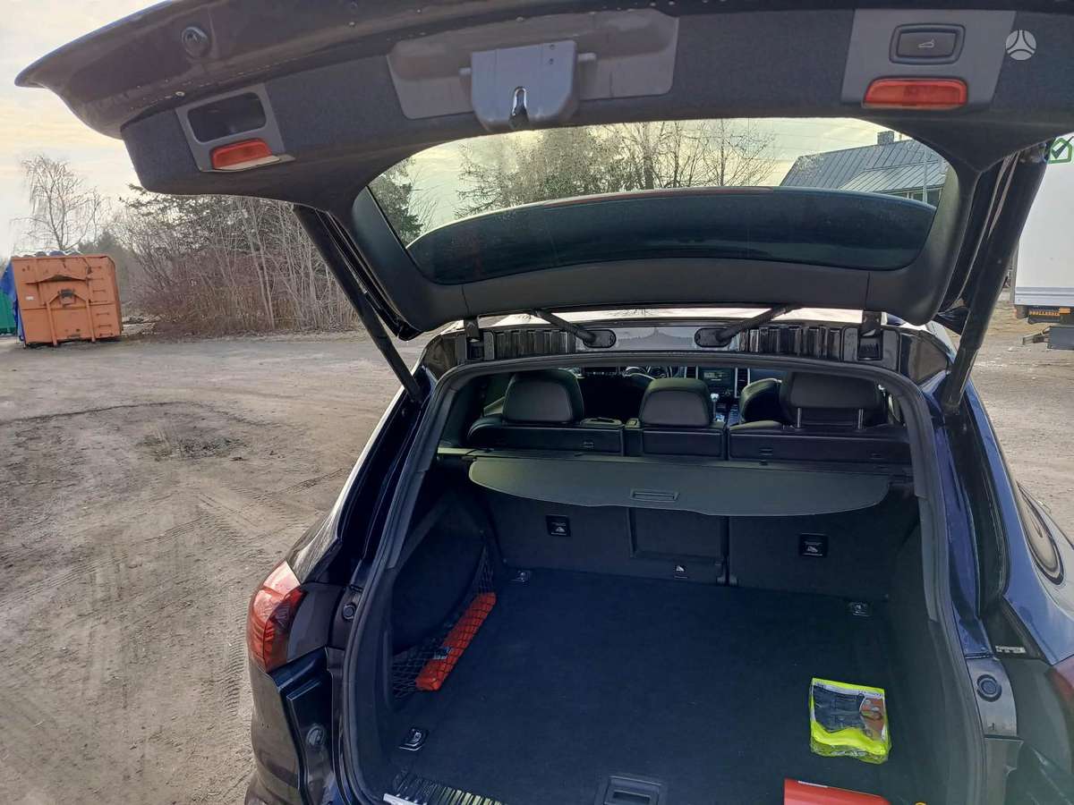 Porsche Cayenne, 3.6 l., off-road / crossover