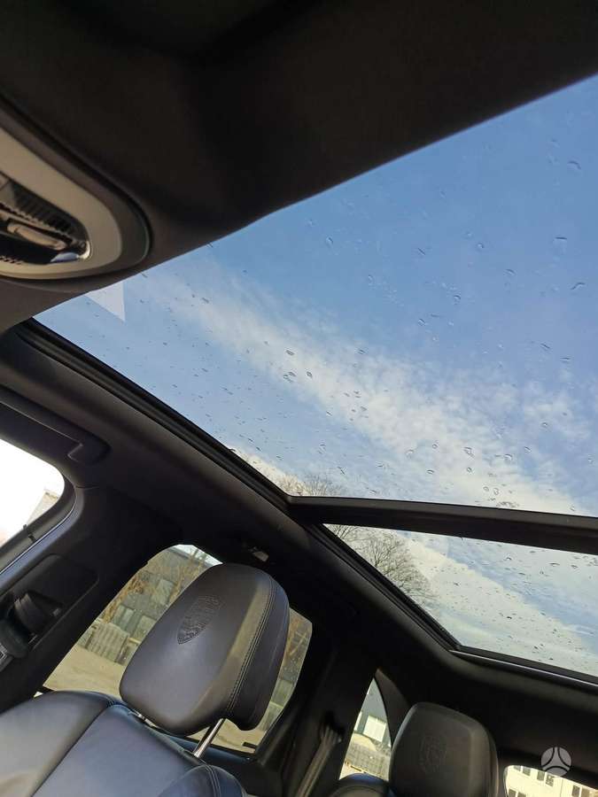 Porsche Cayenne, 3.6 l., off-road / crossover
