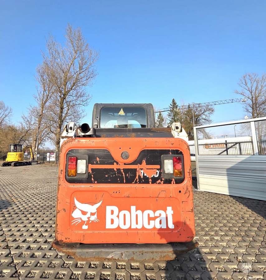 Bobcat T450, mini loaders