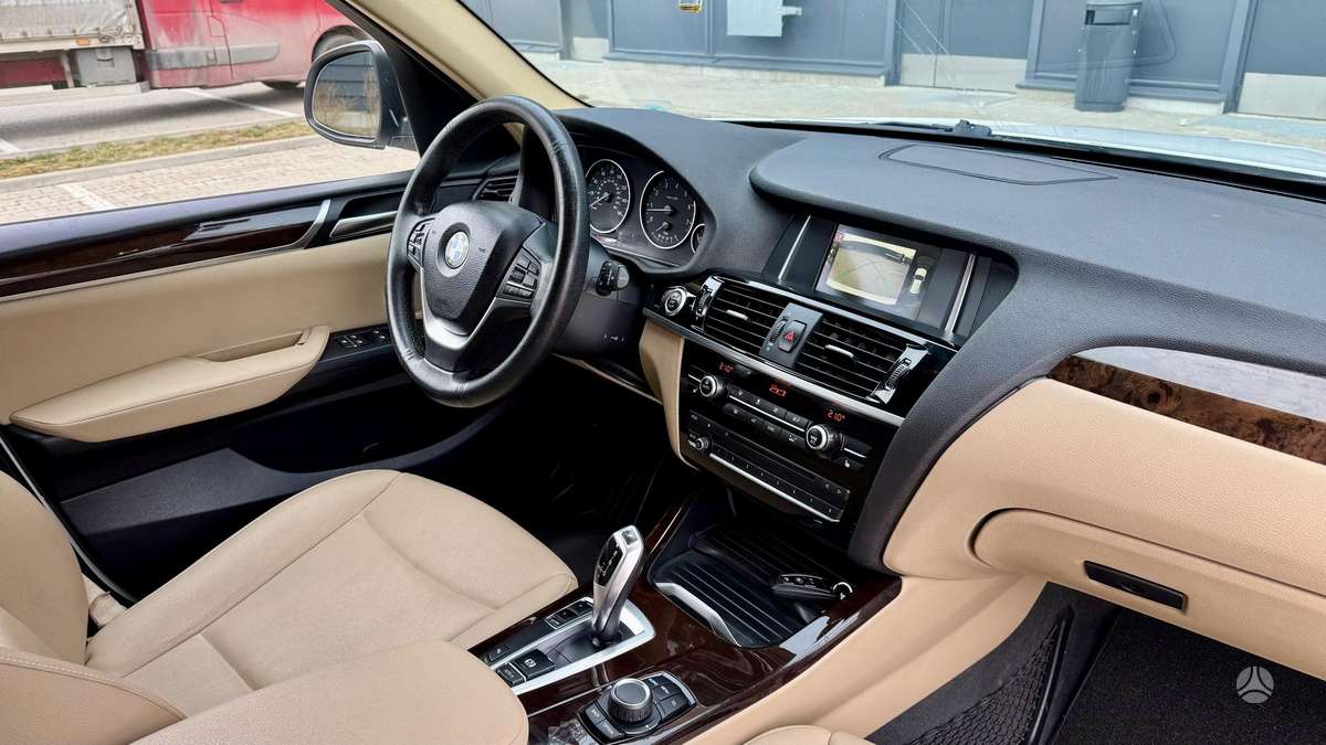 BMW X3, 2.0 l., off-road / crossover