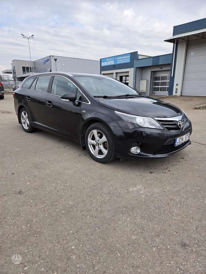 Toyota Avensis, 2.2 l., Универсал