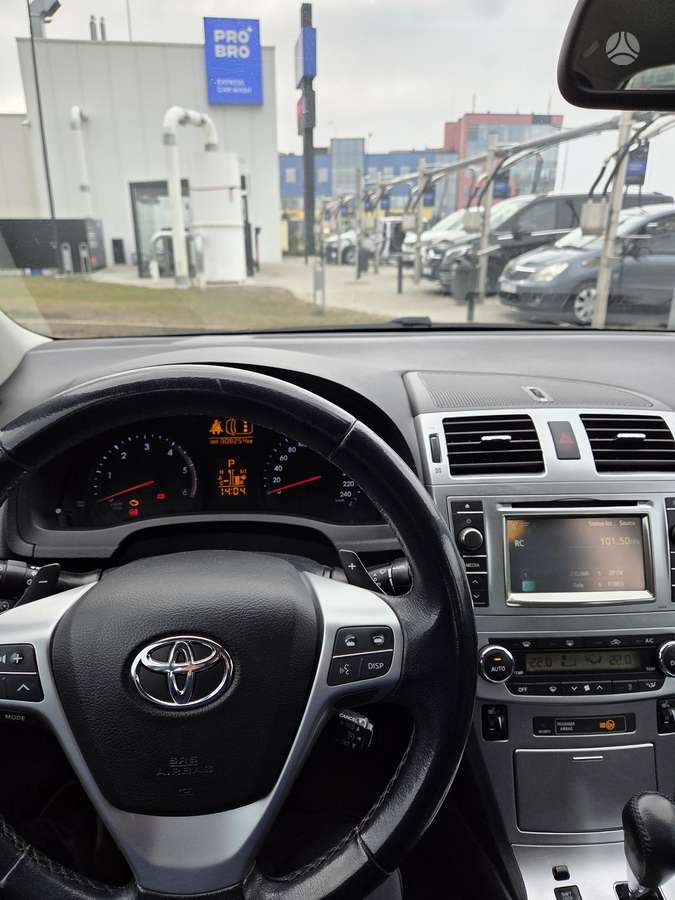 Toyota Avensis, 2.2 l., Универсал