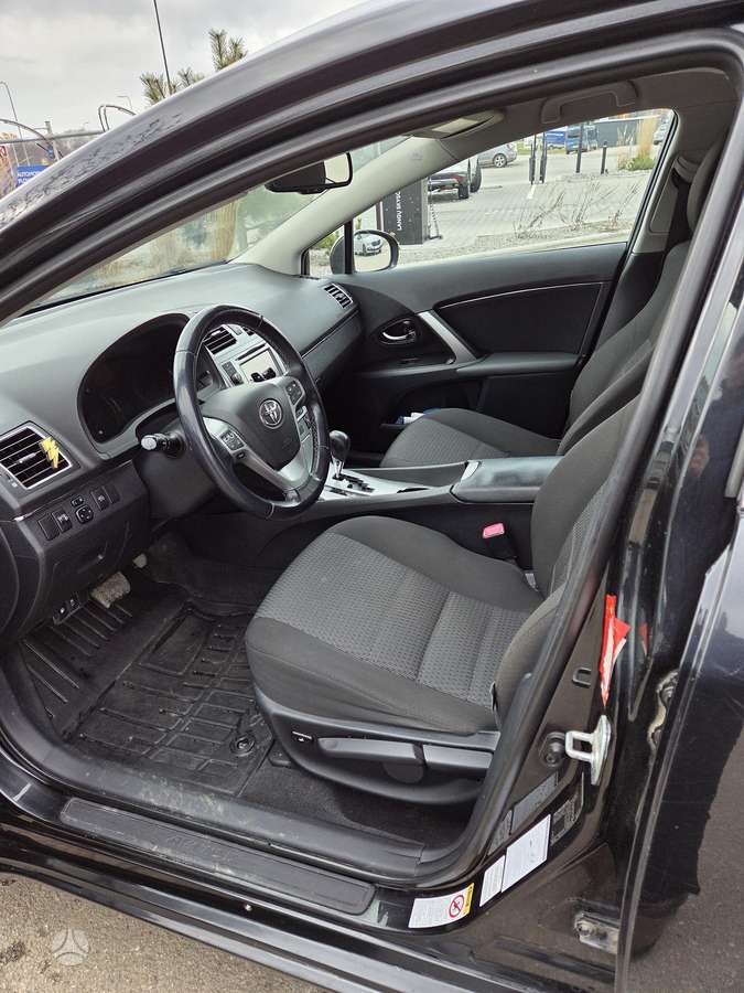 Toyota Avensis, 2.2 l., Универсал