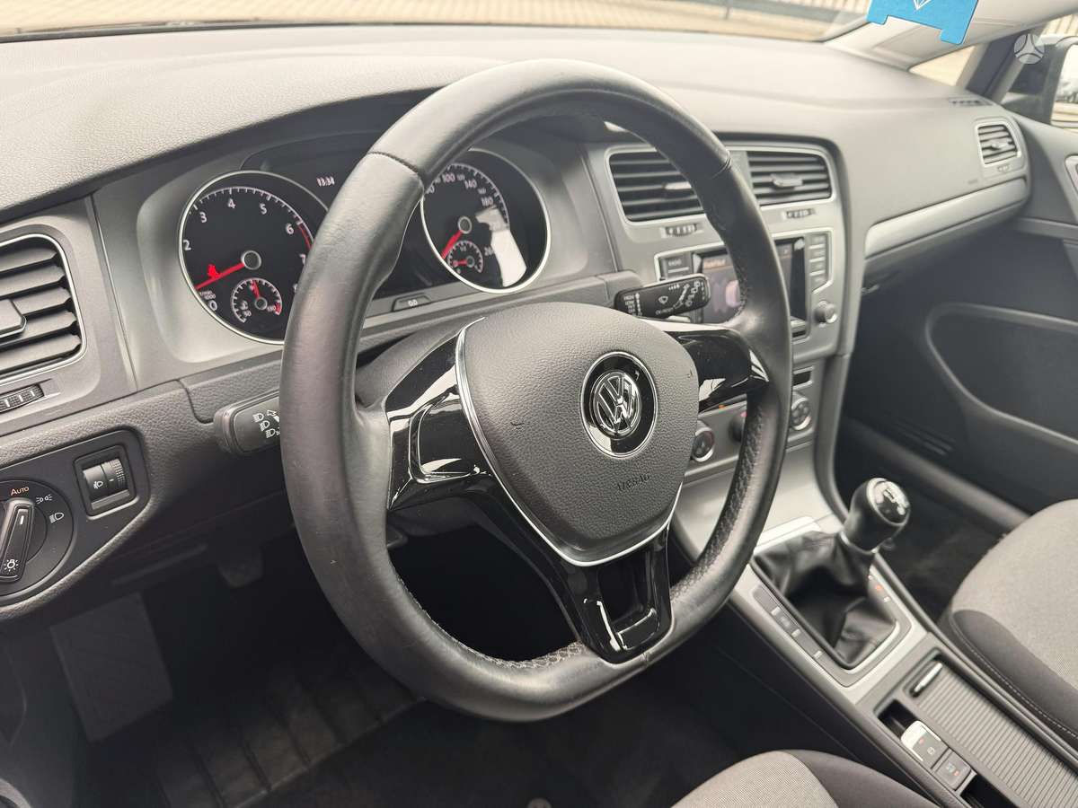 Volkswagen Golf, 1.2 l., Универсал
