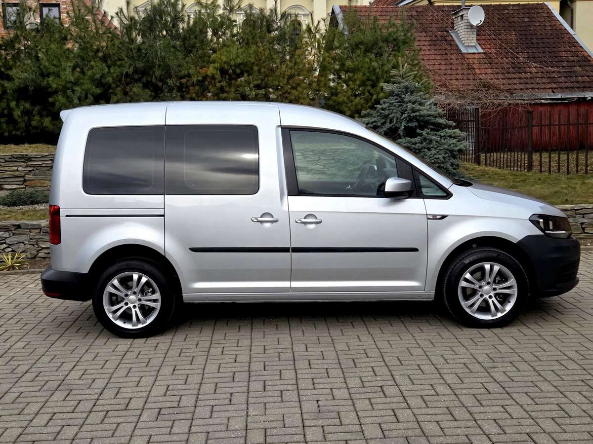 Volkswagen Caddy - 9