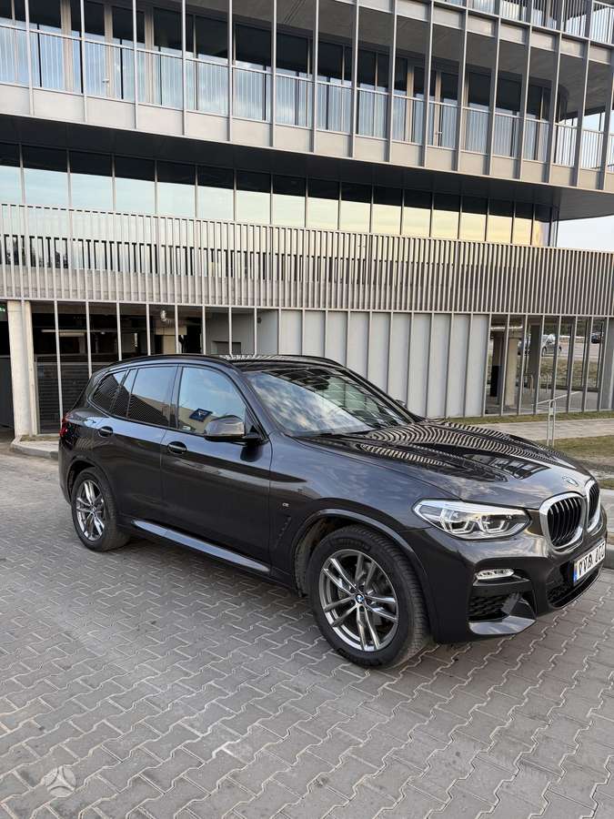BMW X3, 2.0 l., off-road / crossover