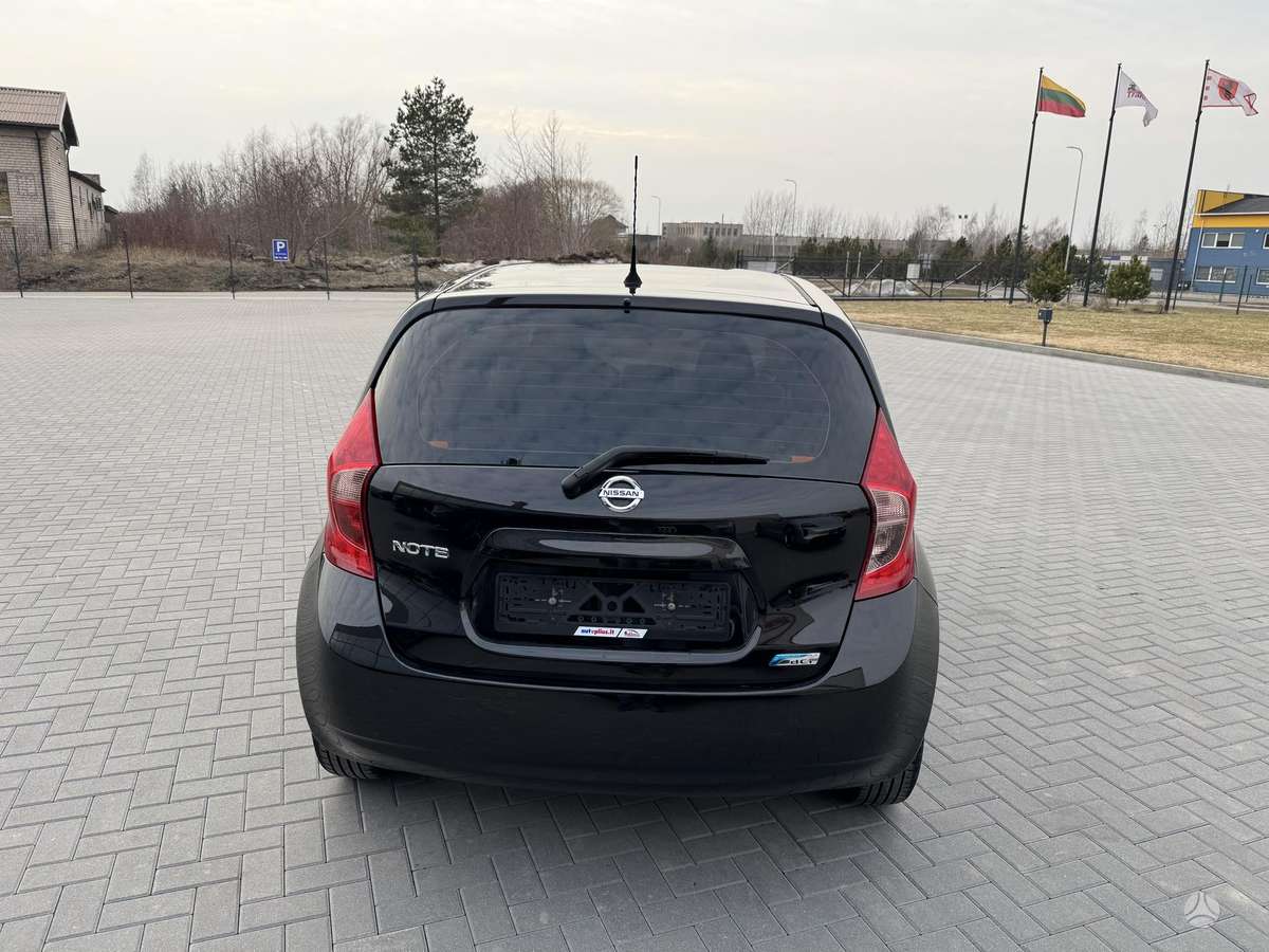 Nissan Note, 1.5 l., Хэтчбек