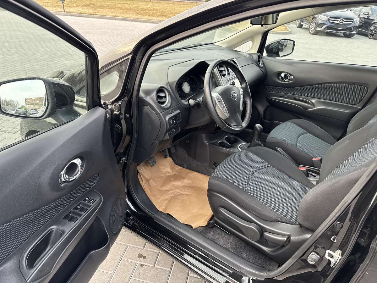 Nissan Note, 1.5 l., Хэтчбек