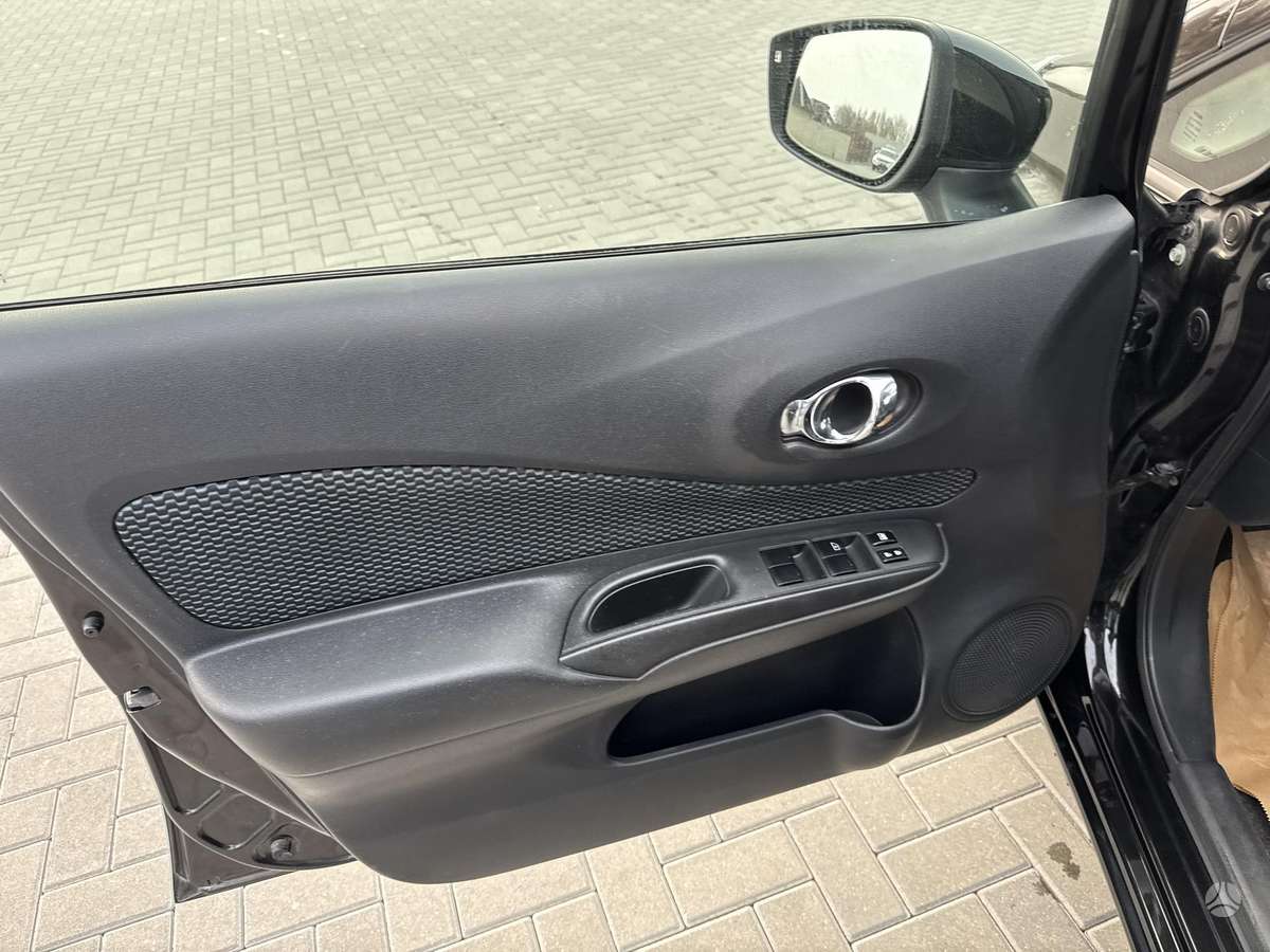 Nissan Note, 1.5 l., Хэтчбек