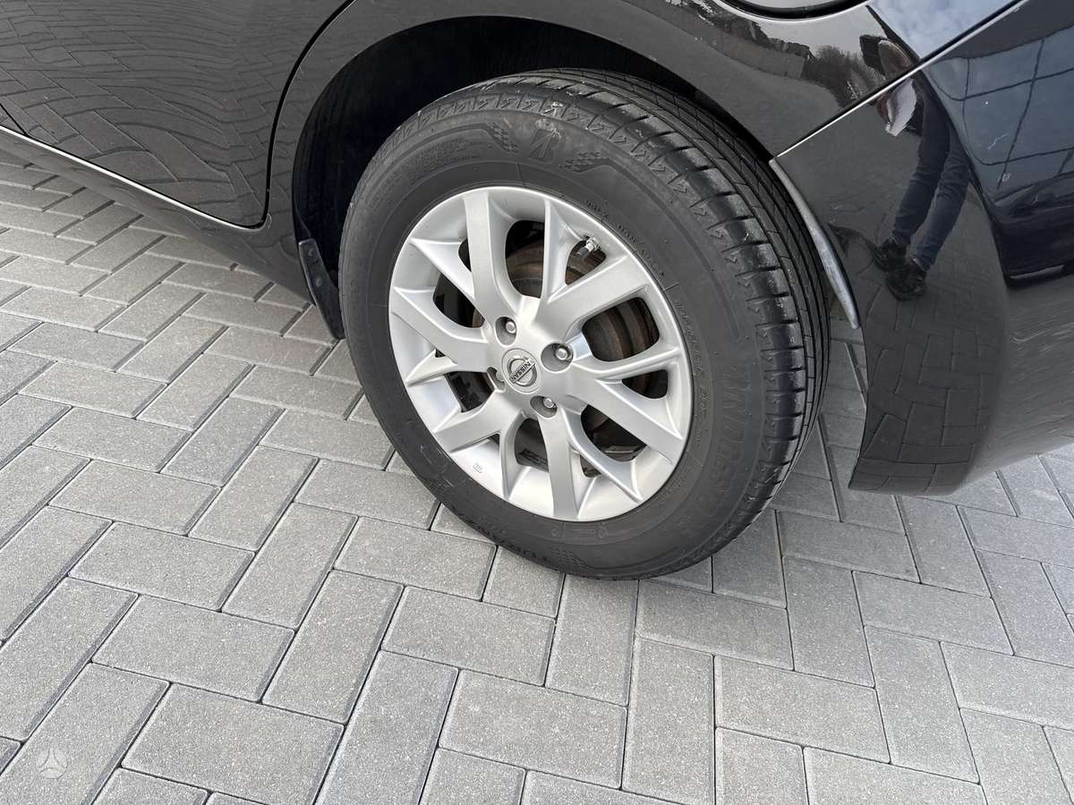 Nissan Note, 1.5 l., Хэтчбек
