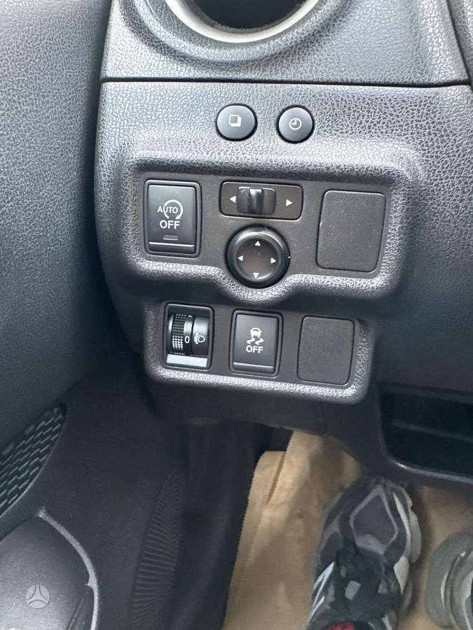 Nissan Note, 1.5 l., Хэтчбек