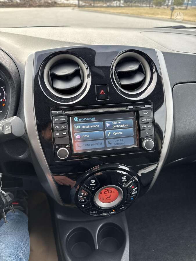Nissan Note, 1.5 l., Хэтчбек
