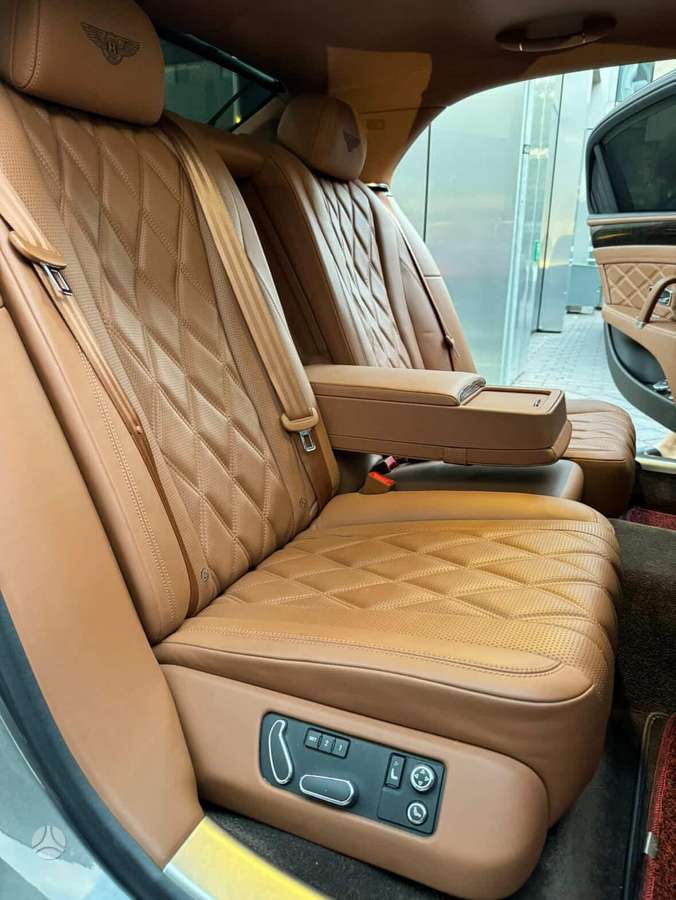 Bentley Flying Spur, 6.0 l., limousine