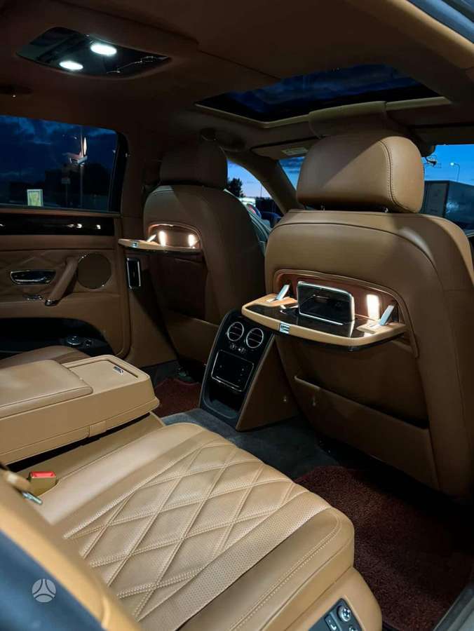 Bentley Flying Spur, 6.0 l., limousine