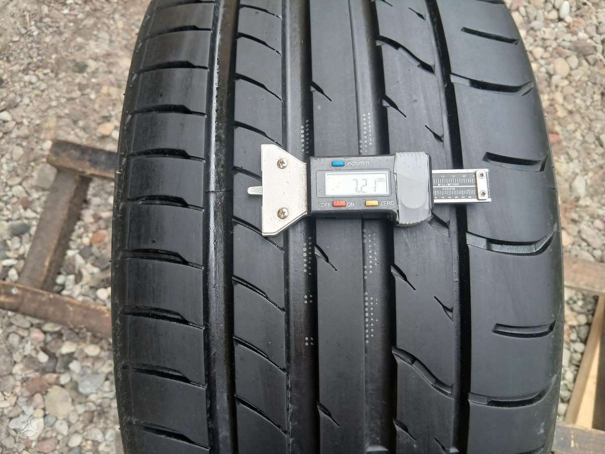 Maxxis, летние 235/35 R19