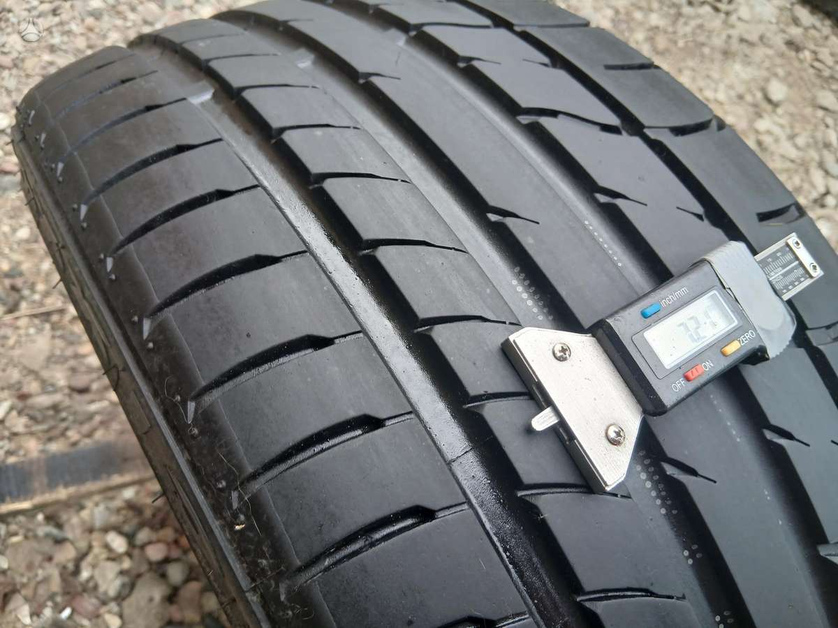 Maxxis, летние 235/35 R19