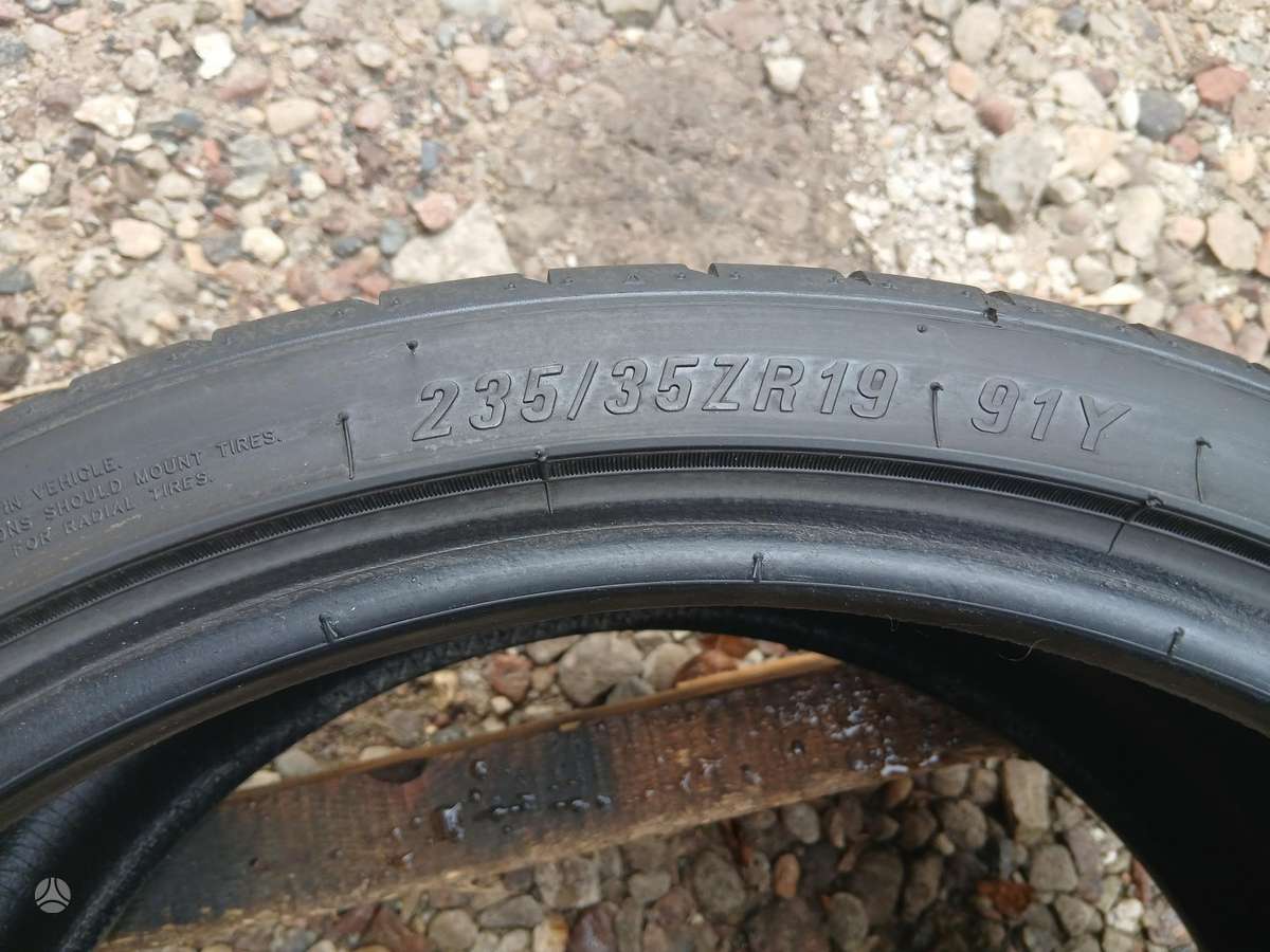 Maxxis, летние 235/35 R19