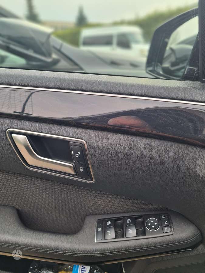 Mercedes-Benz E220, 2.1 l., Универсал