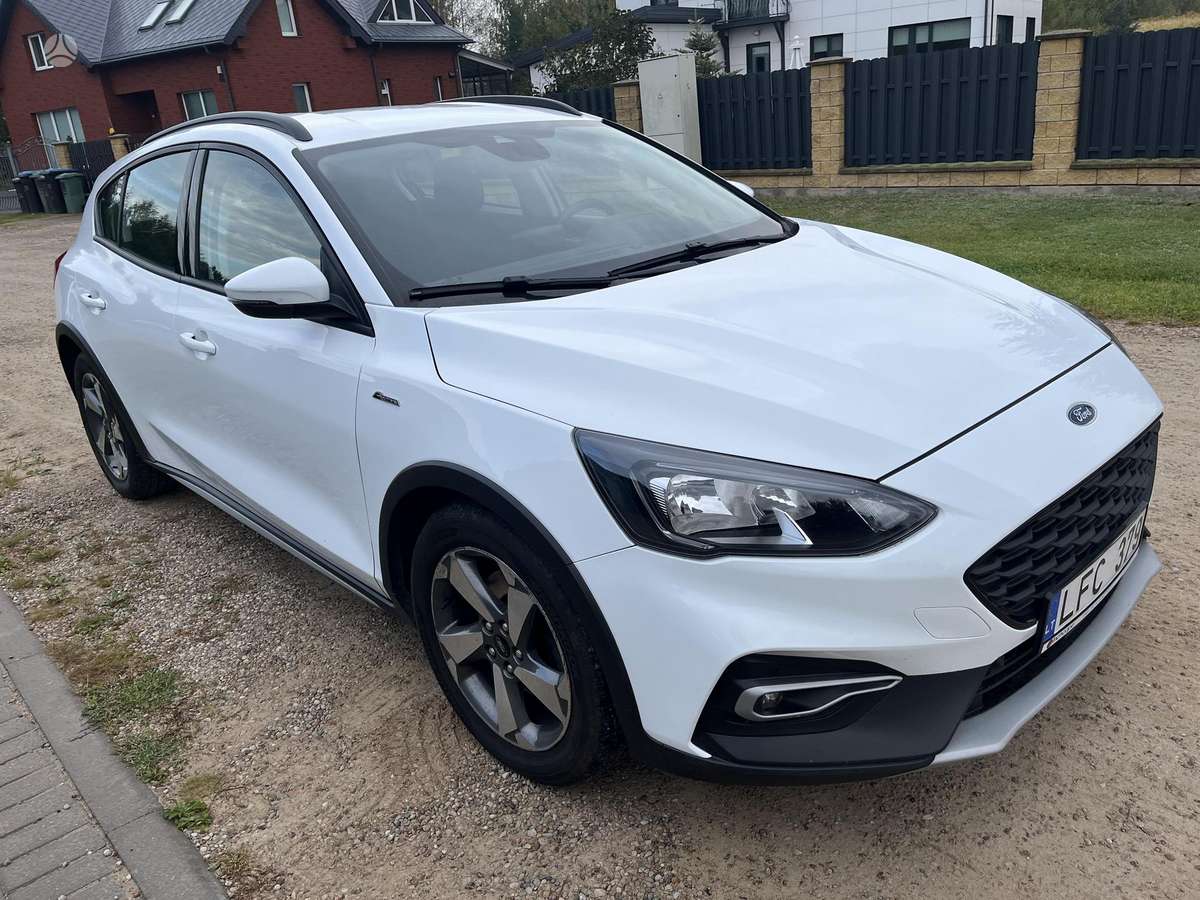 Ford Focus, 1.0 l., Хэтчбек