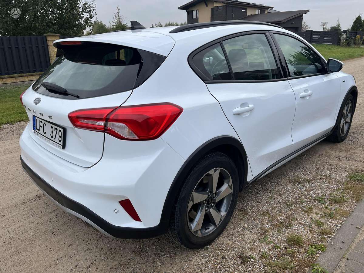 Ford Focus, 1.0 l., hečbekas