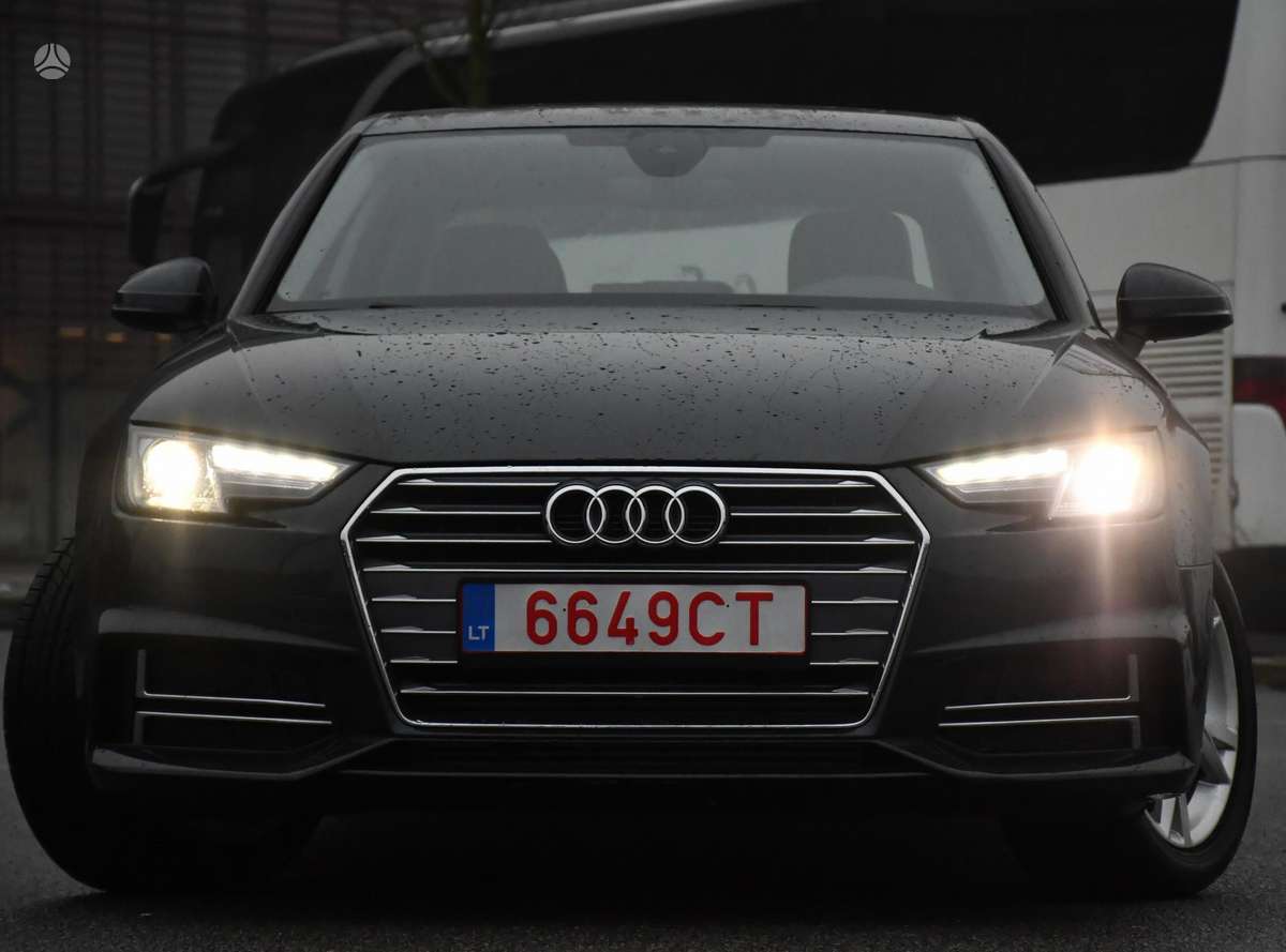 Audi A4, 2.0 l., saloon / sedan