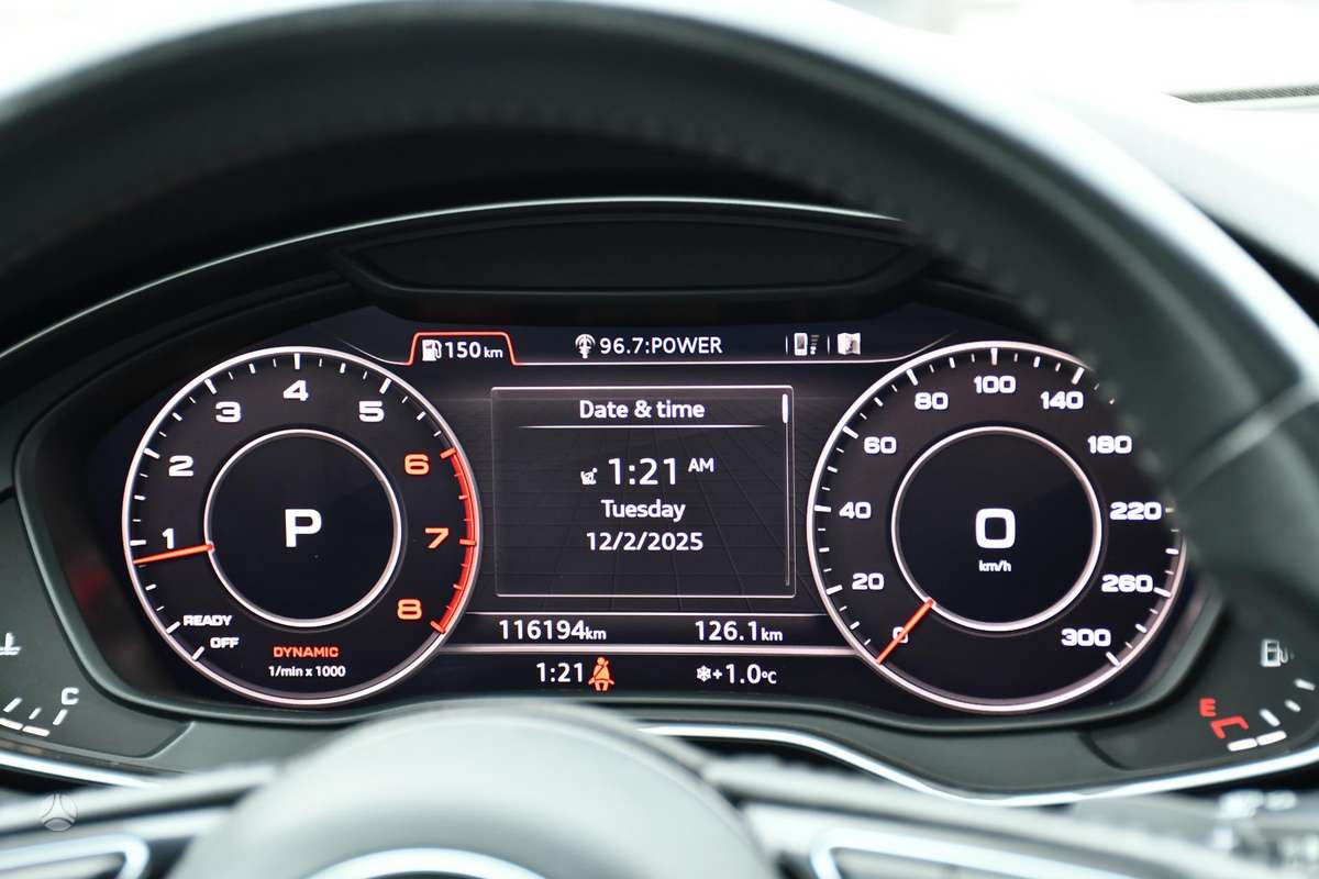 Audi A4, 2.0 l., saloon / sedan