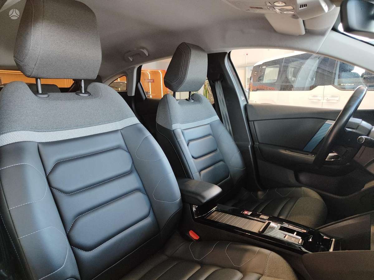 Citroen e-C4, 50 kWh, hatchback