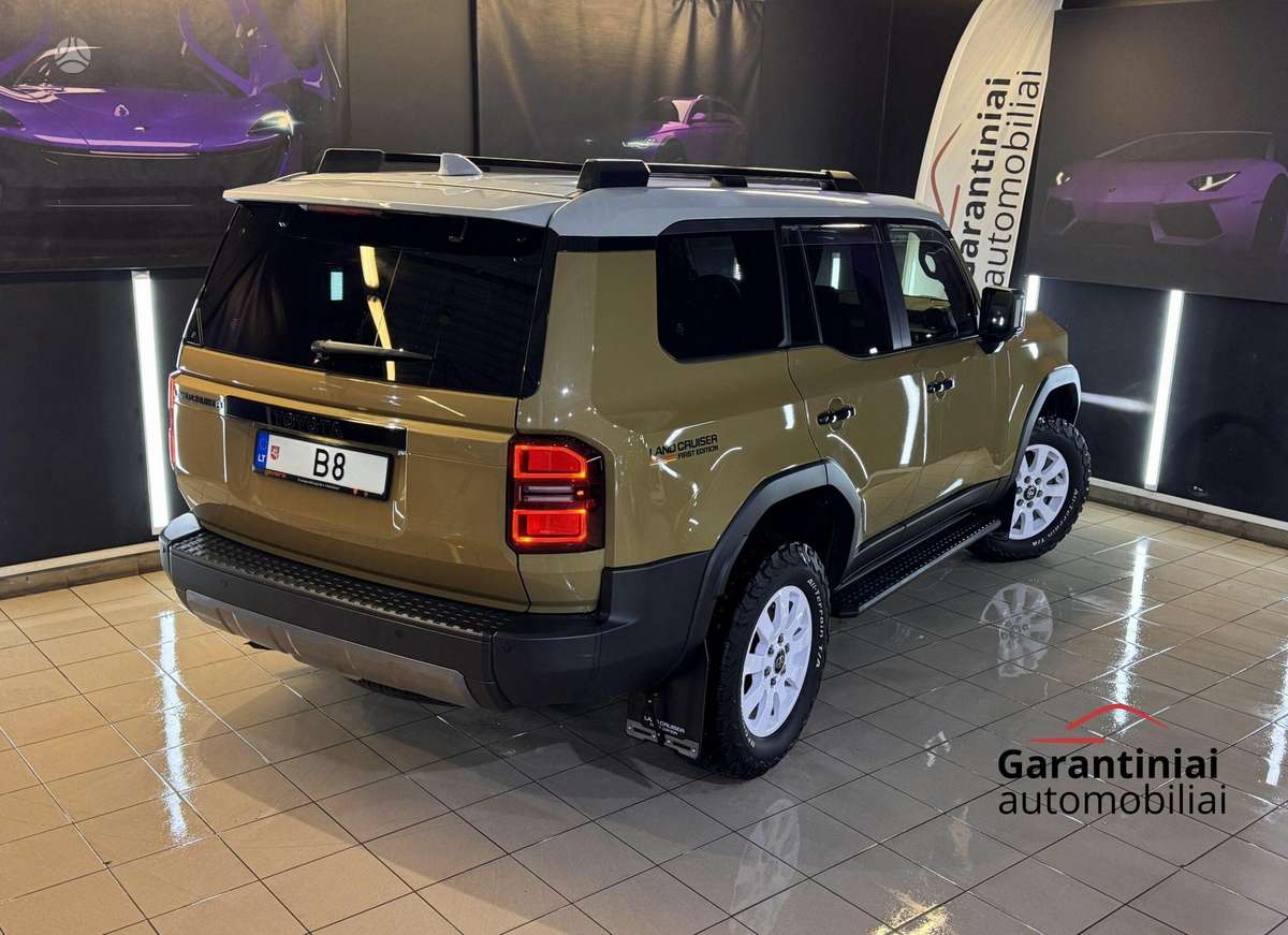 Toyota Land Cruiser - 2