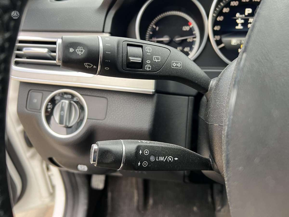 Mercedes-Benz E200, 2.1 l., Универсал