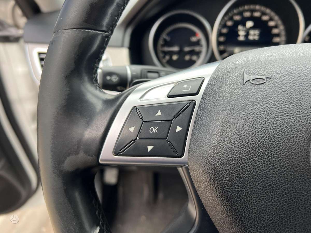 Mercedes-Benz E200, 2.1 l., Универсал