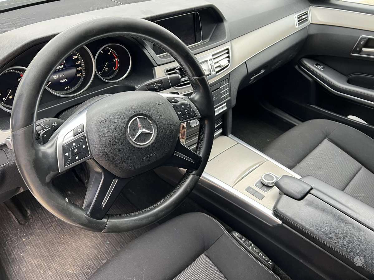 Mercedes-Benz E200, 2.1 l., Универсал