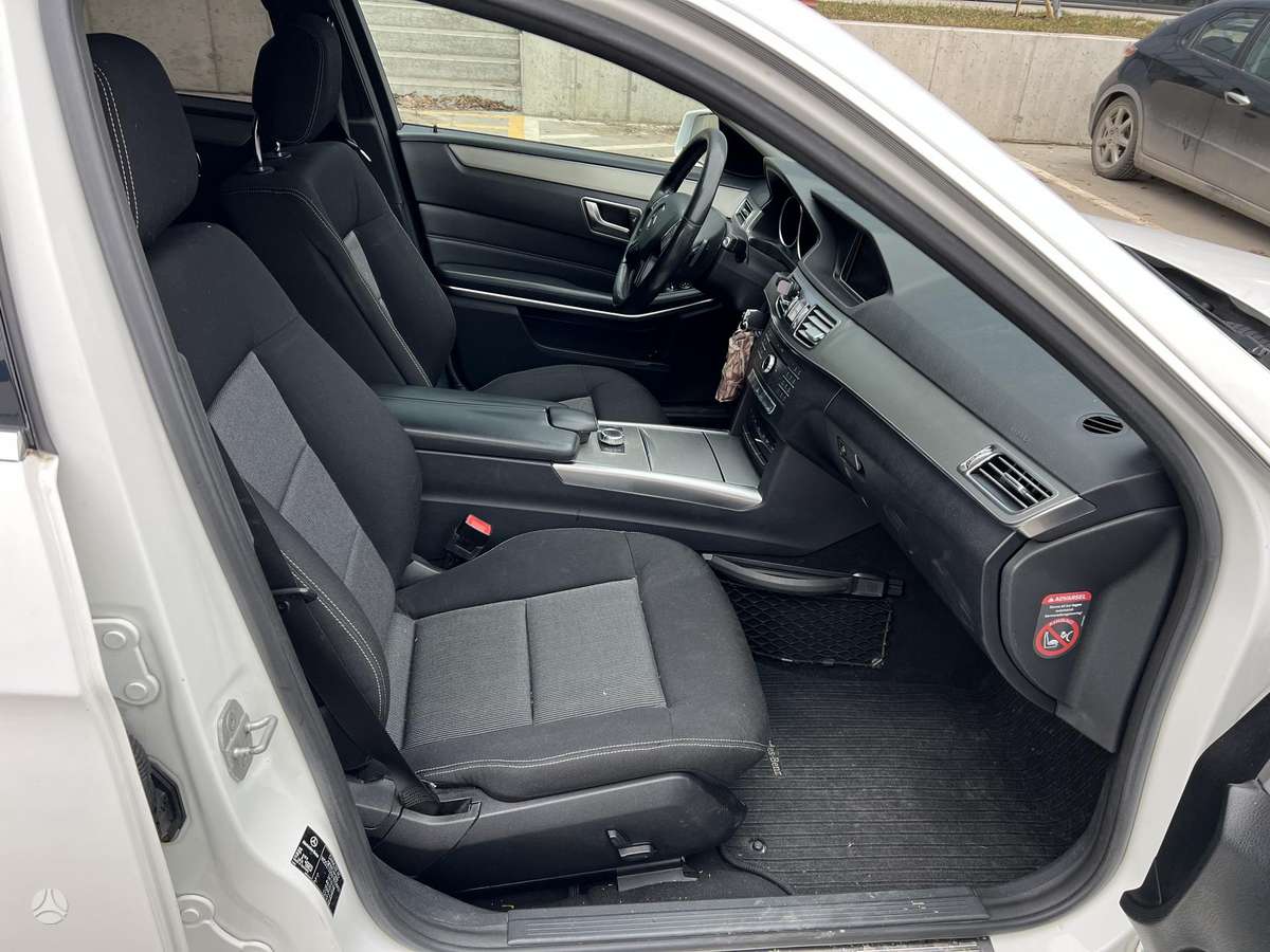 Mercedes-Benz E200, 2.1 l., Универсал