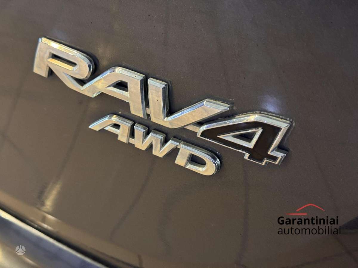 Toyota RAV4 - 3