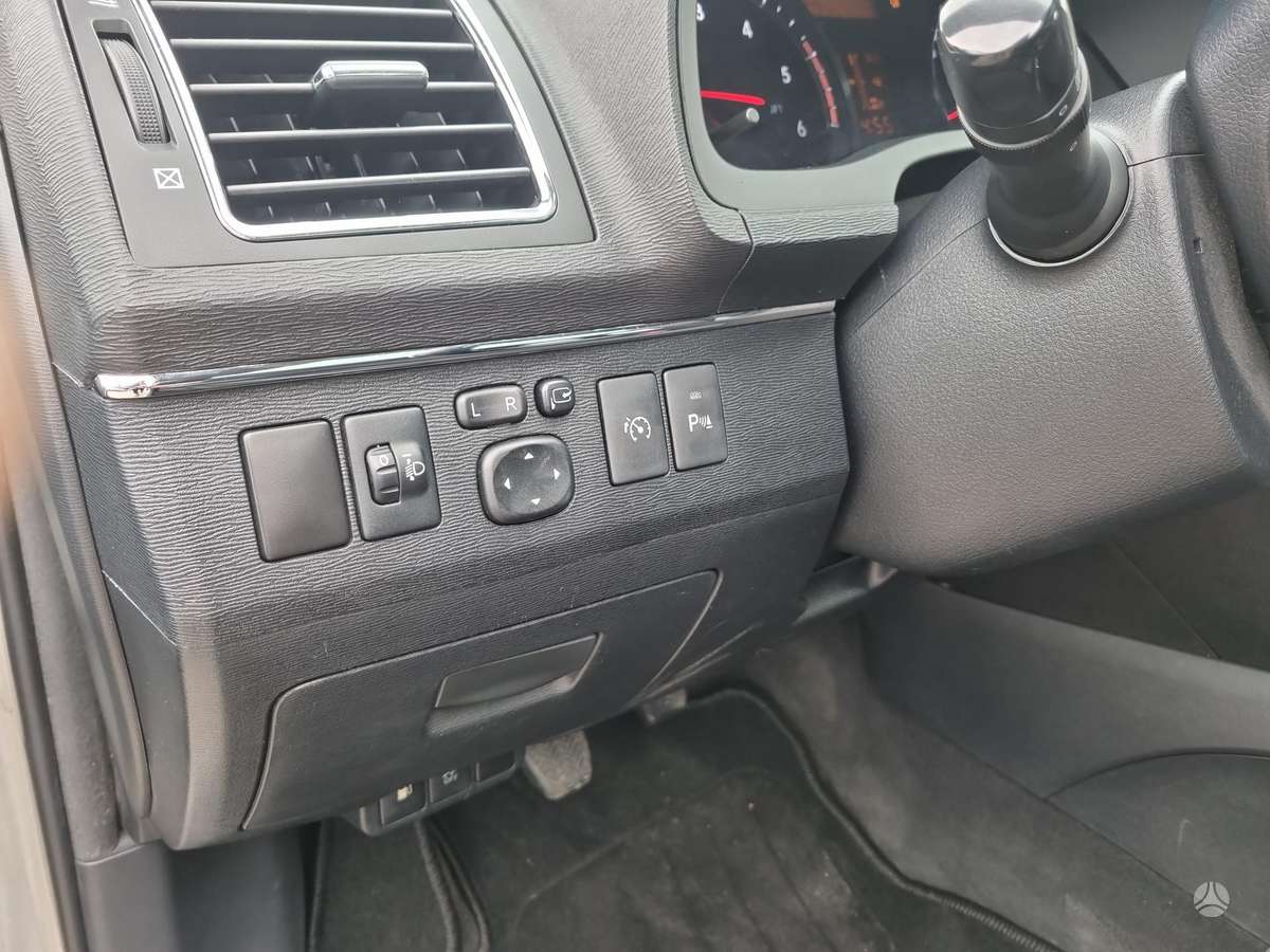 Toyota Avensis, 2.0 l., Универсал