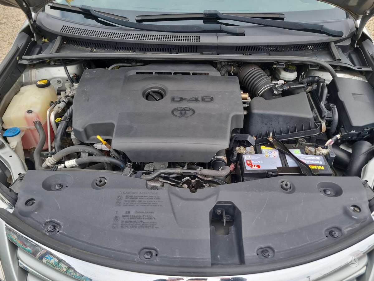 Toyota Avensis, 2.0 l., Универсал