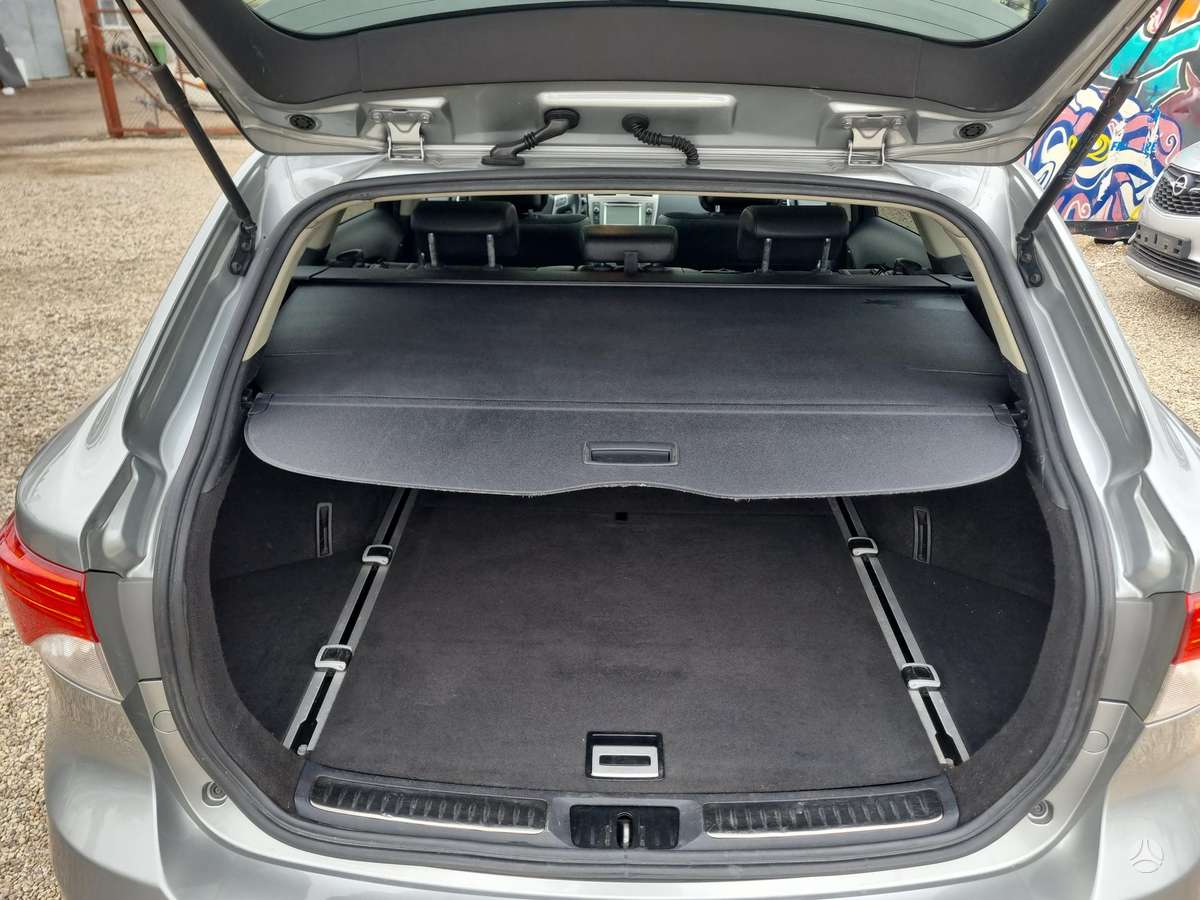 Toyota Avensis, 2.0 l., Универсал