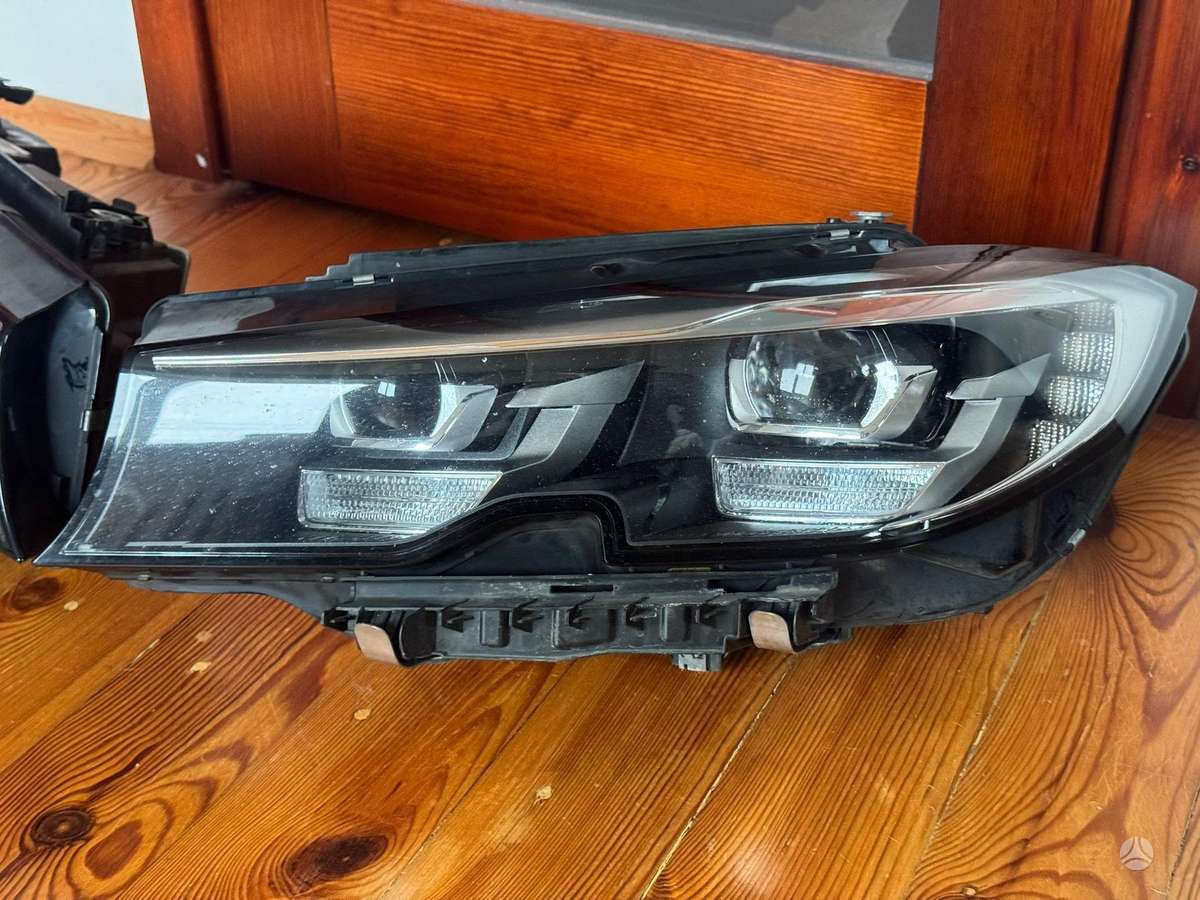BMW 3 serija lights