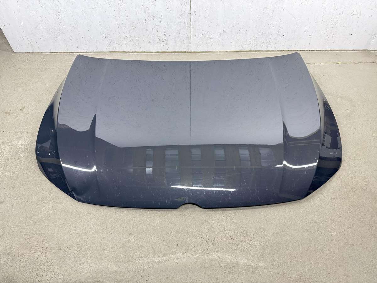Volkswagen Golf hood (front, rear)