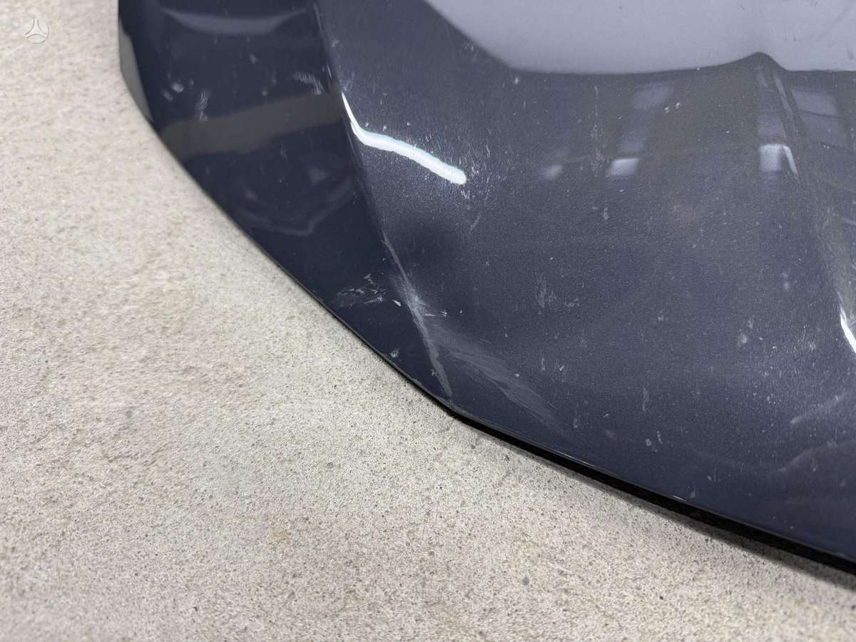 Volkswagen Golf hood (front, rear)