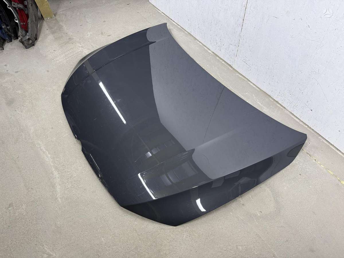 Volkswagen Golf hood (front, rear)