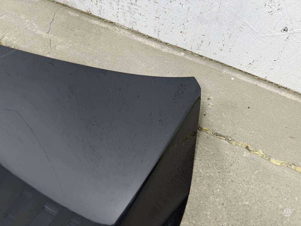 Volkswagen Golf hood (front, rear)