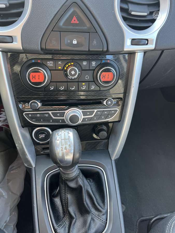 Renault Koleos, 2.0 l., off-road / crossover