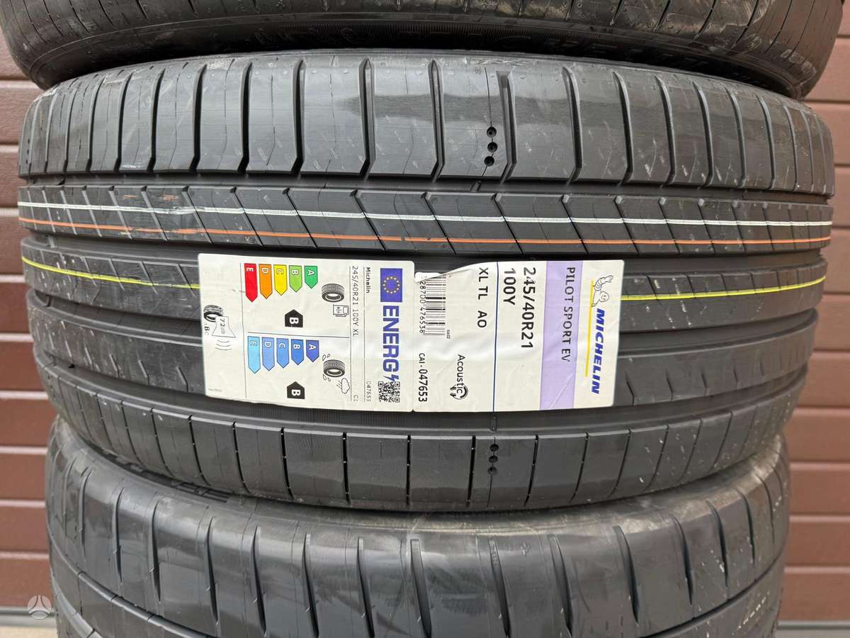 Michelin PILOT SPORT, summer 245/40 R21