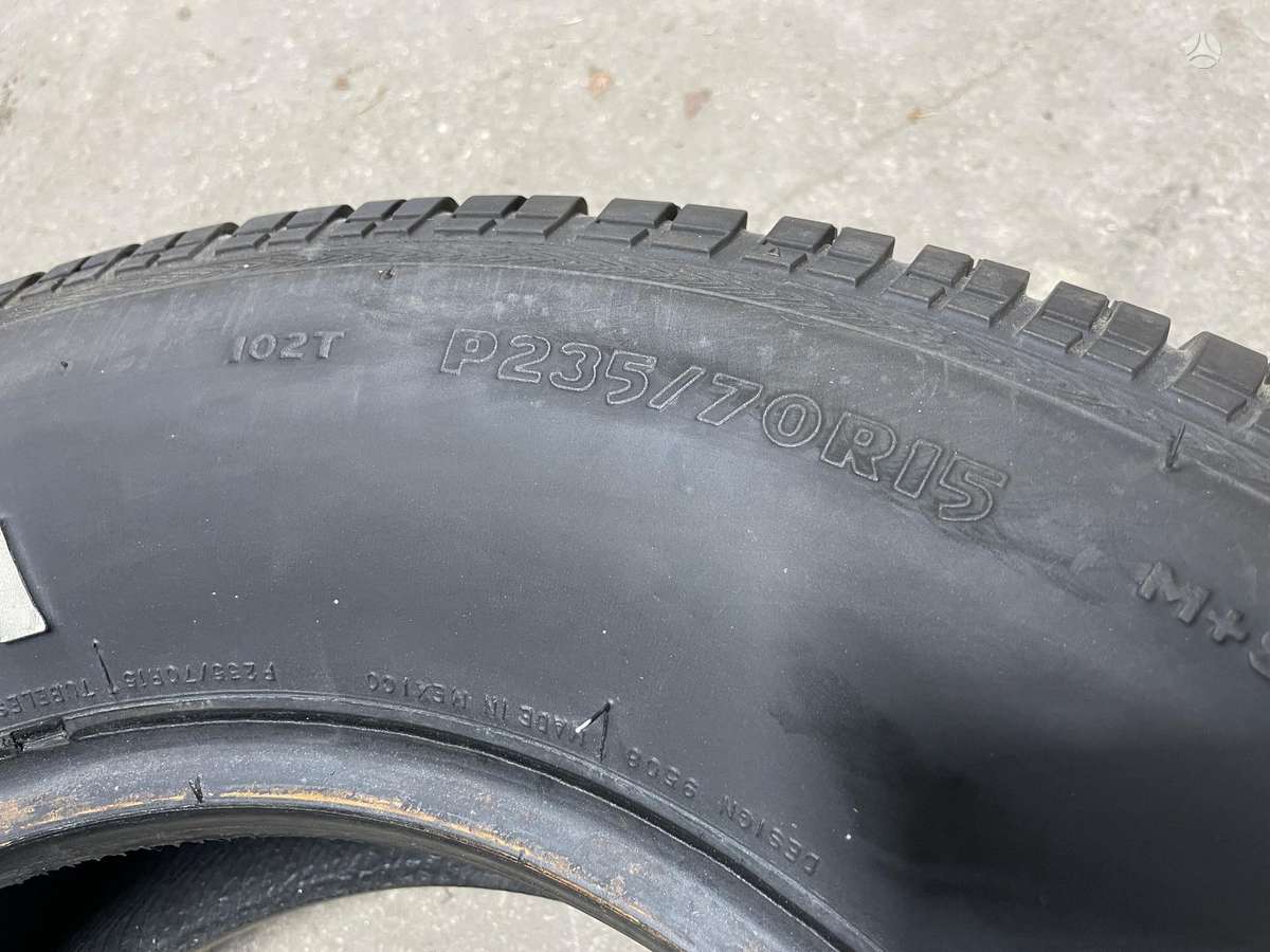 Cooper Cobra, summer 235/70 R15